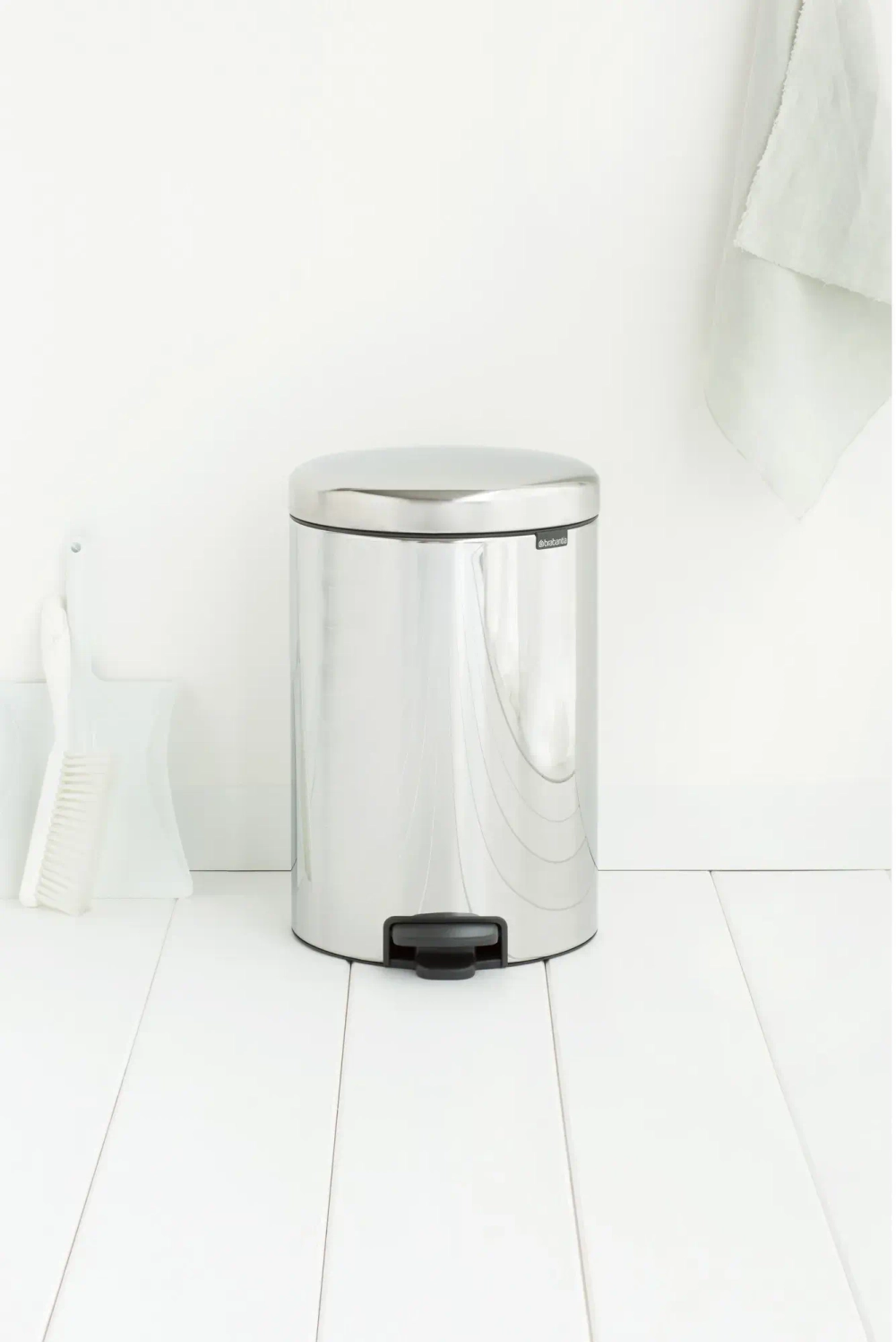 Brabantia Контейнер для мусора NewIcon 20л, полированная сталь