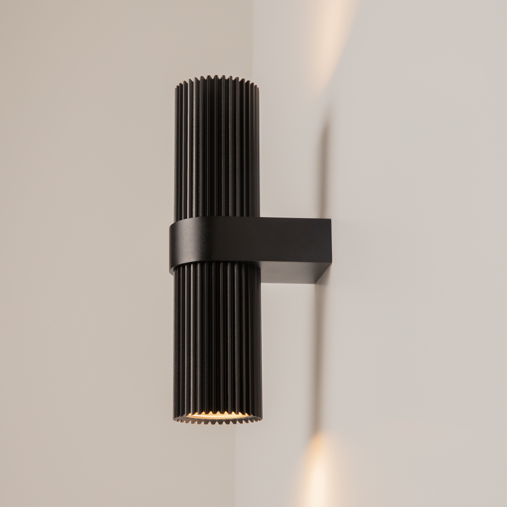 Настенный светильник (бра) Maytoni MOD326WL-02B