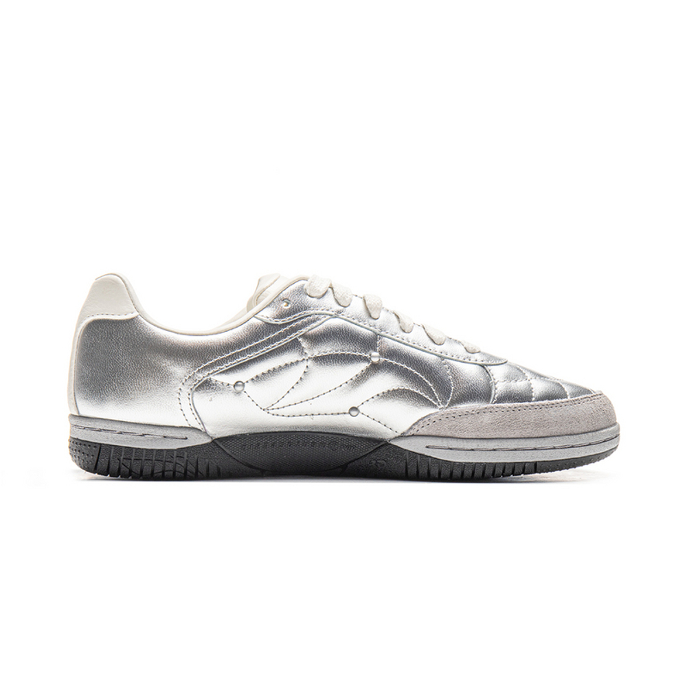 Li Ning Cushioning Slip Resistant Abrasion Resistant Low top Table Tennis Shoes Unisex Silver