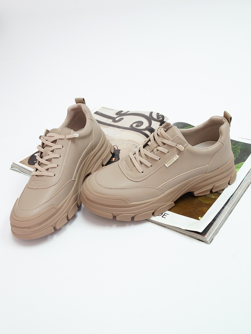 Кроссовки женские демисезонные