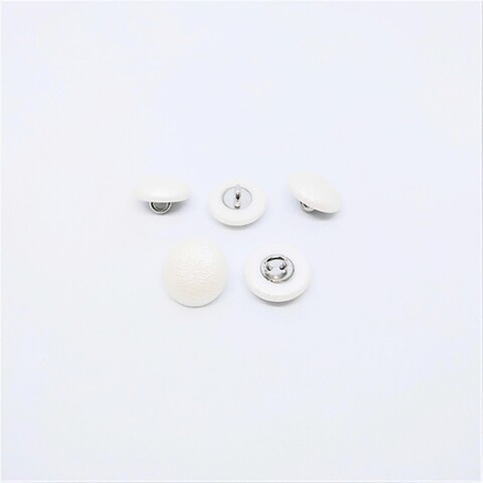 Пуговицы №725, RB z85 White 24L