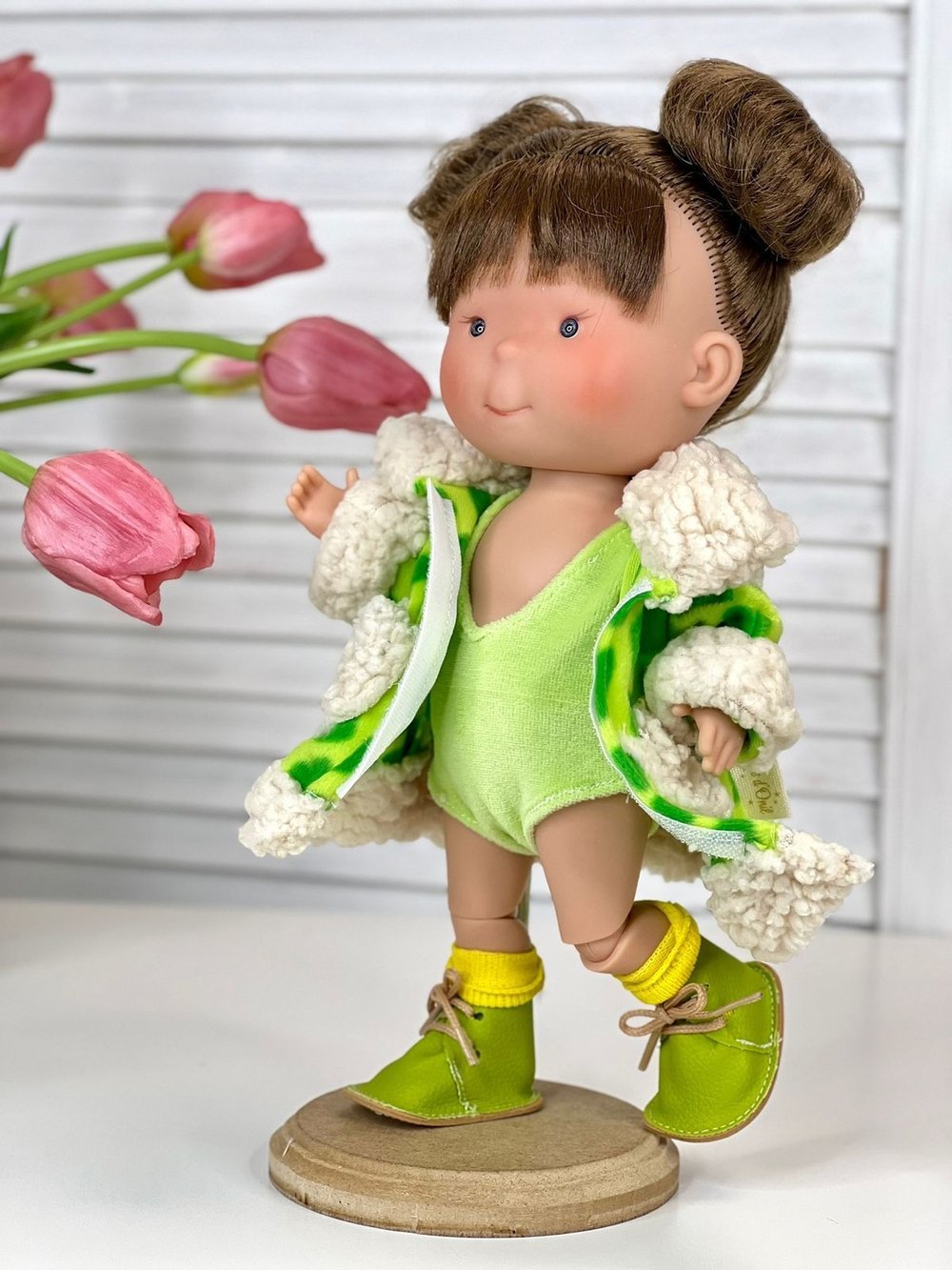 Кукла Nines виниловая 30см PIPPA шарнирная (2911K)