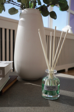 Аромадиффузор с натуральным камнем "Зеленый авантюрин" и ароматом "Кедр & Инжир"