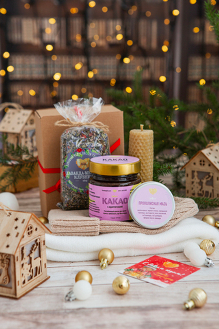 Набор №140 "Баночка какао + чай + прополисная мазь + свеча"