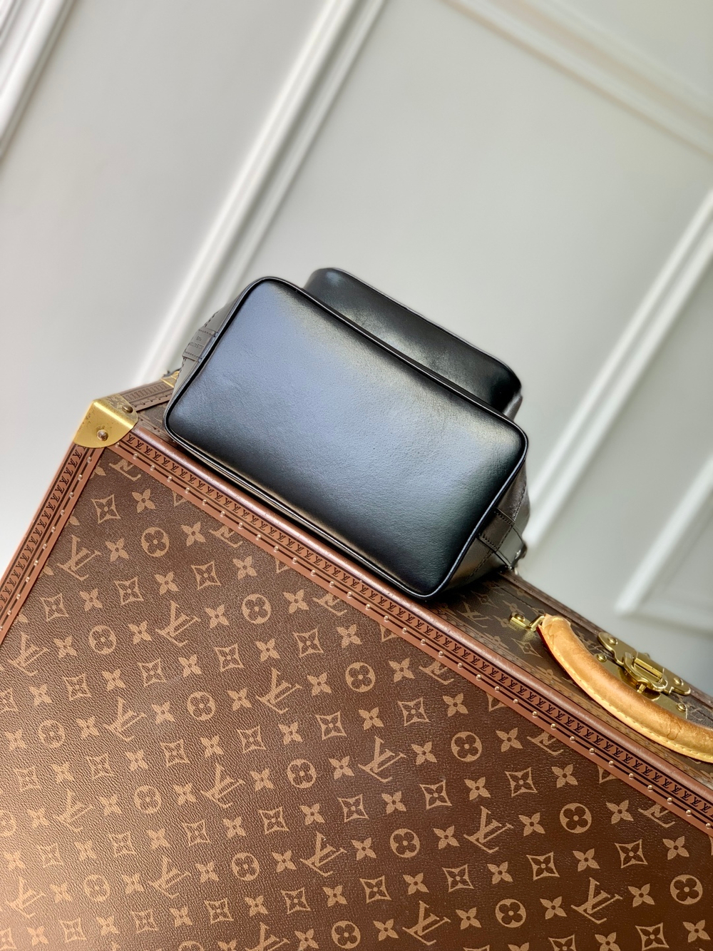 Louis Vuitton Noe Cargo Bag