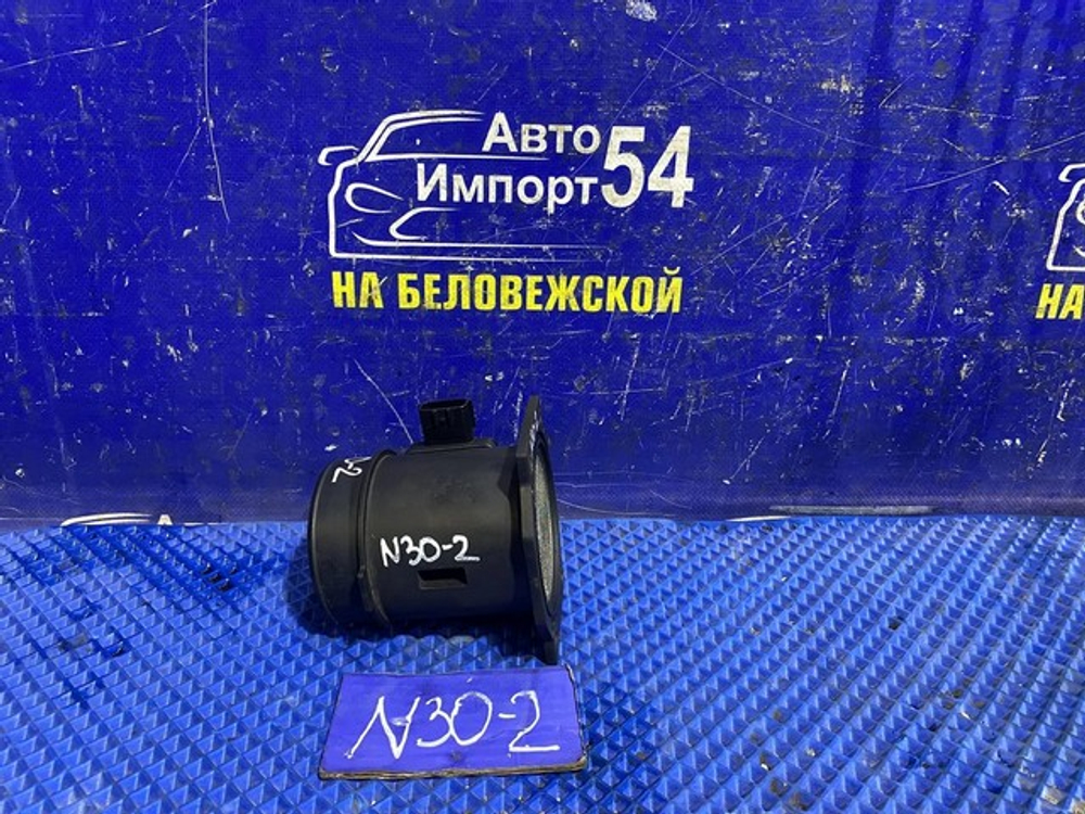 Расходомер NISSAN R'NESSA 1997
