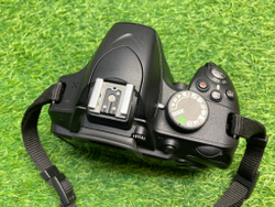 Nikon D3200 kit 18-55mm 3.5-5.6Gll 12.700 кадров
