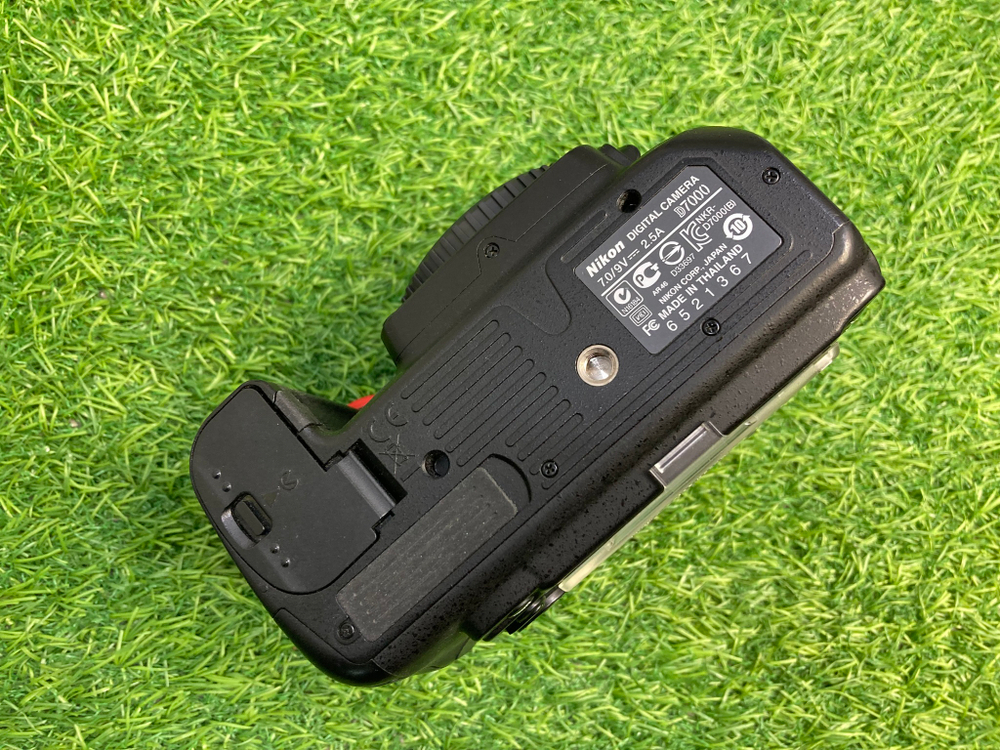 Nikon D7000 10.300 кадров Покупка/Продажа
