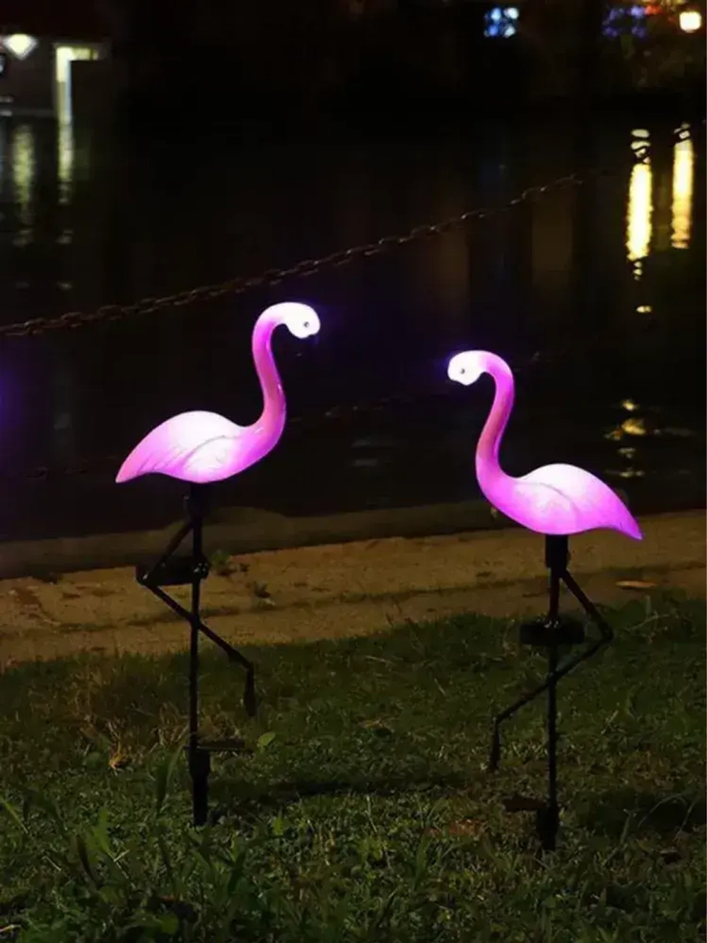 Светильник уличный на солнечной батарее Фламинго
