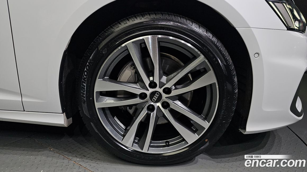 Audi A6 (C8) 45 TFSI Premium (12.2021)
