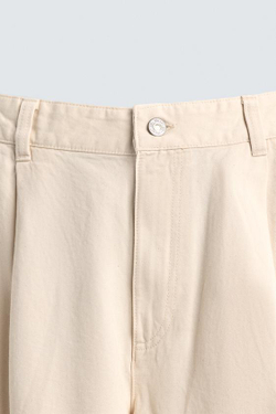 ZARA БЕРМУДЫ BAGGY FIT С НАШИВКАМИ, БЕЖЕВЫЙ