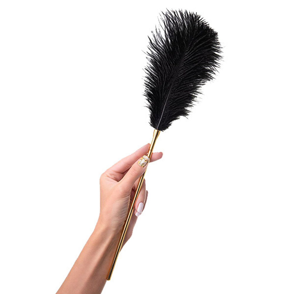 Золотисто-черный флоггер-щекоталка 44см со сменными наконечниками ToyFa Theatre 700044