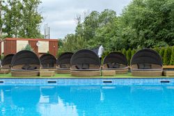 "Стильяно" плетеная кровать круглая, цвет соломенный