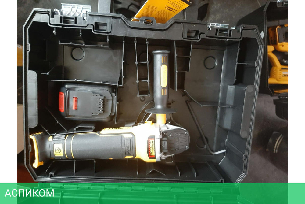 Угловая шлифмашина DeWalt DCG405NT