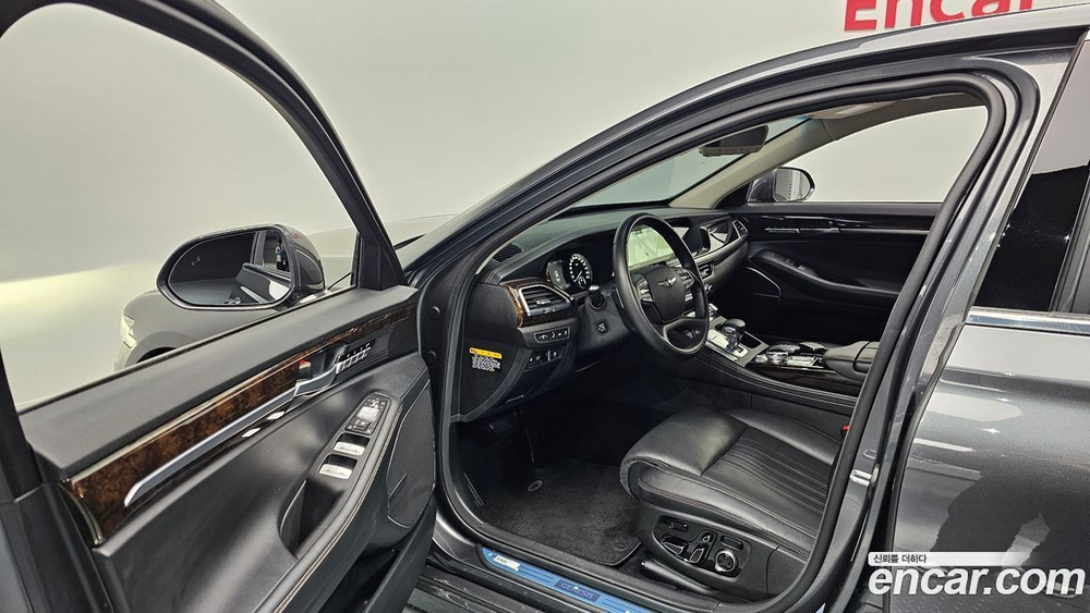 Genesis G90 3.8 AWD (06.2020)