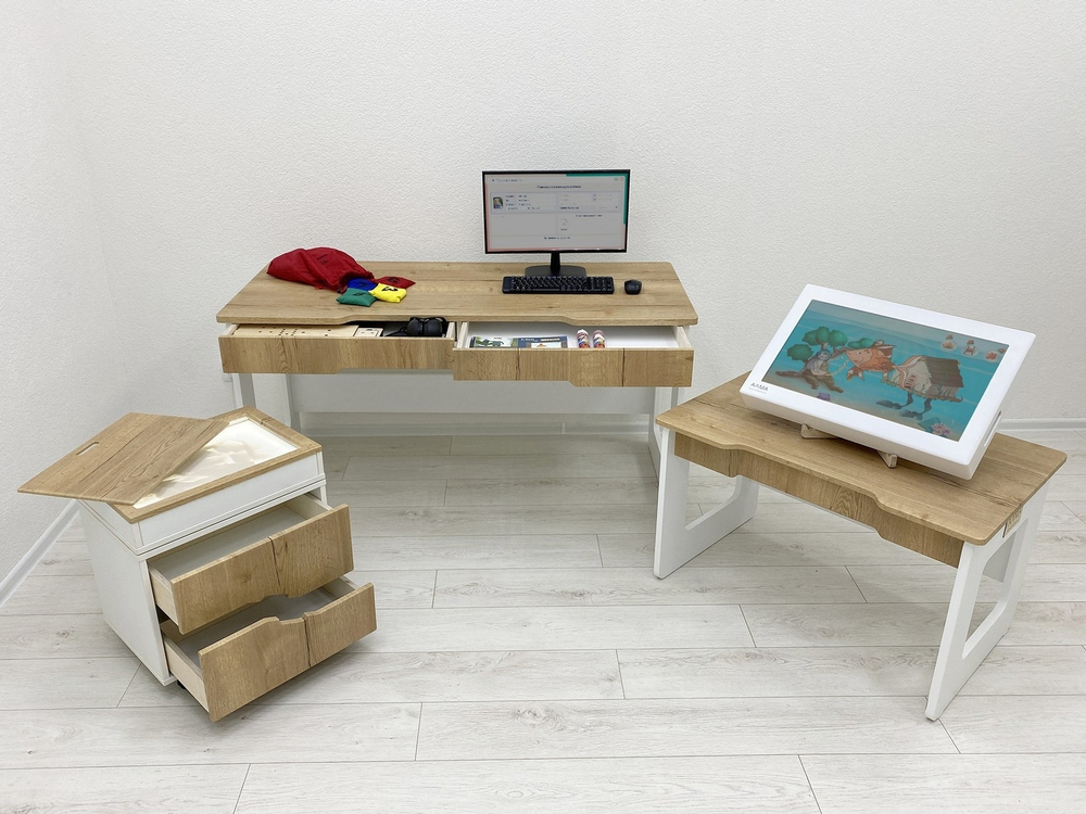 Стол психолога-дефектолога Alma Pro