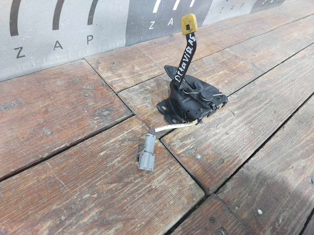 Замок капота Omoda C5 22-нв Б/У Оригинал 554001063AA