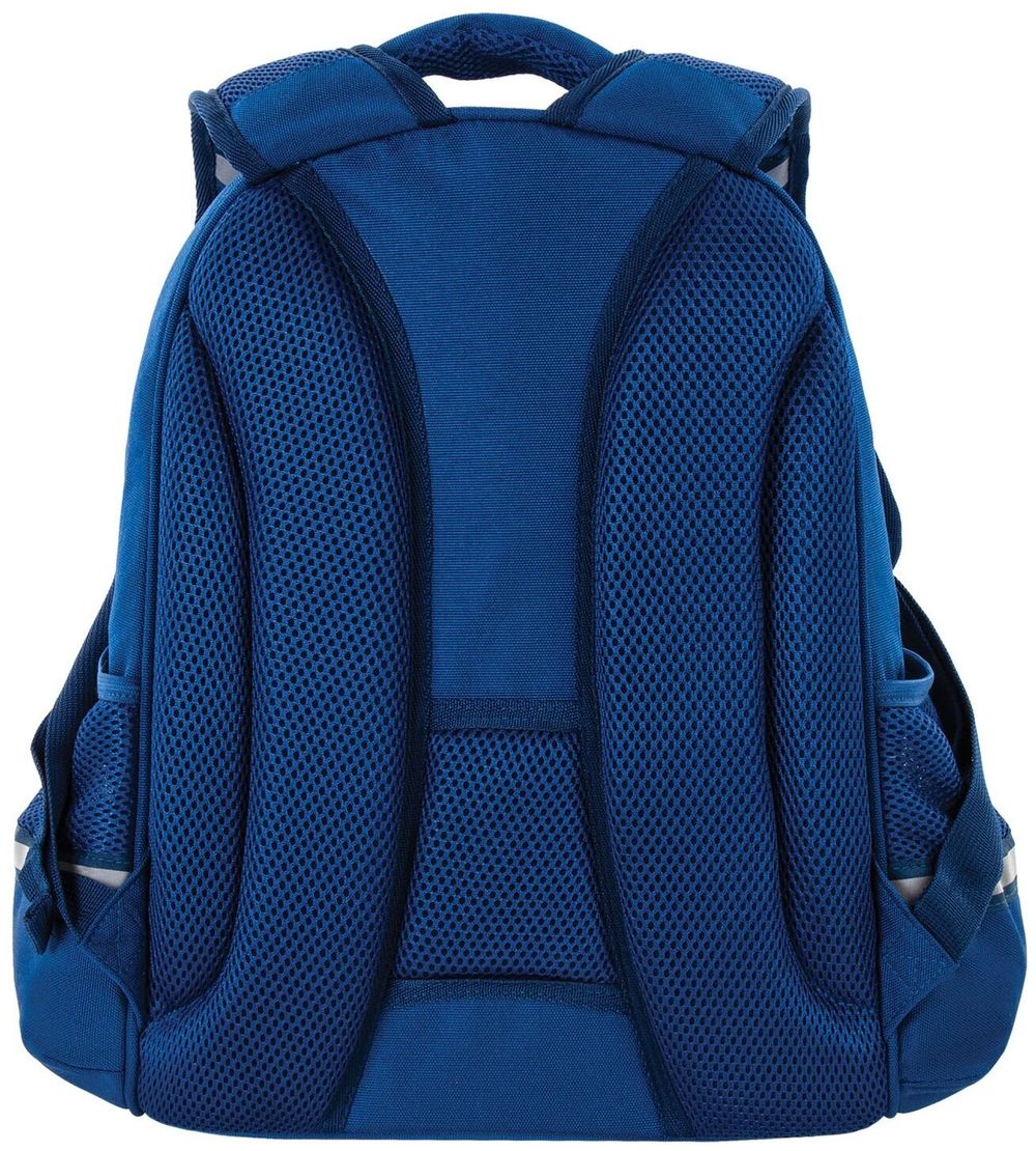 Ранец ЮНЛАНДИЯ LIGHT, 2 отделения, "Football", 38х29х16 см, 229915