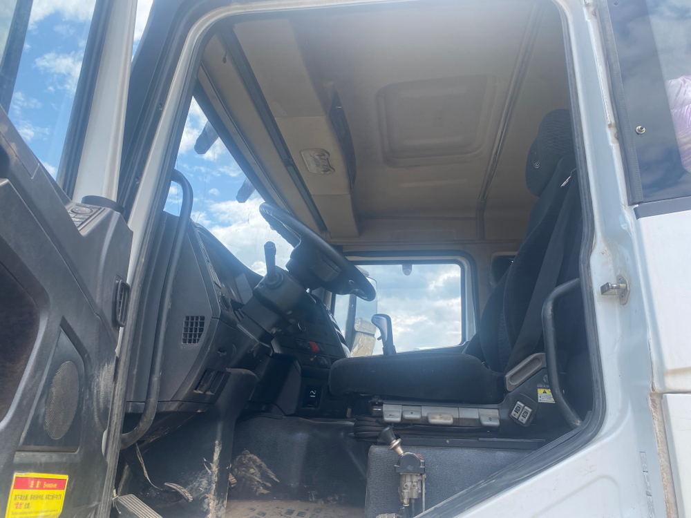 Shacman (Shaanxi) SX* 8x4 Самосвал SX32586T384 (Дизельный, 11,6 л, 423 л.с., МТ)