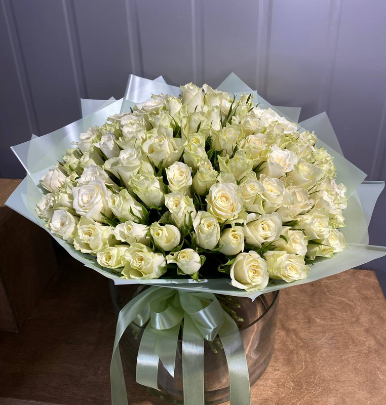 Букет из 101 розы "Атена" в упаковке