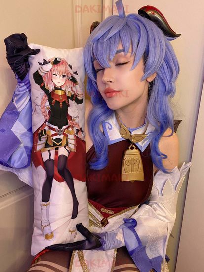 Мини дакимакура Астольфо из Судьба Вселенная арт. M0864, 60х20 см