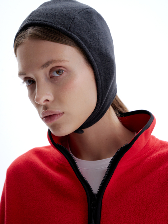 Чепчик из флиса черный