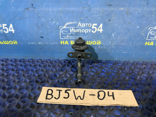 Регулятор давления топлива MAZDA FAMILIA 1999