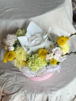 Композиция в коробке с куличем 150гр.