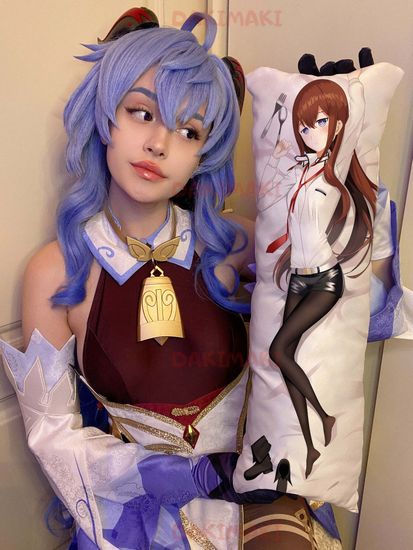 Мини дакимакура Курису Макисе из Врата Штейна арт. M0135, 60х20 см