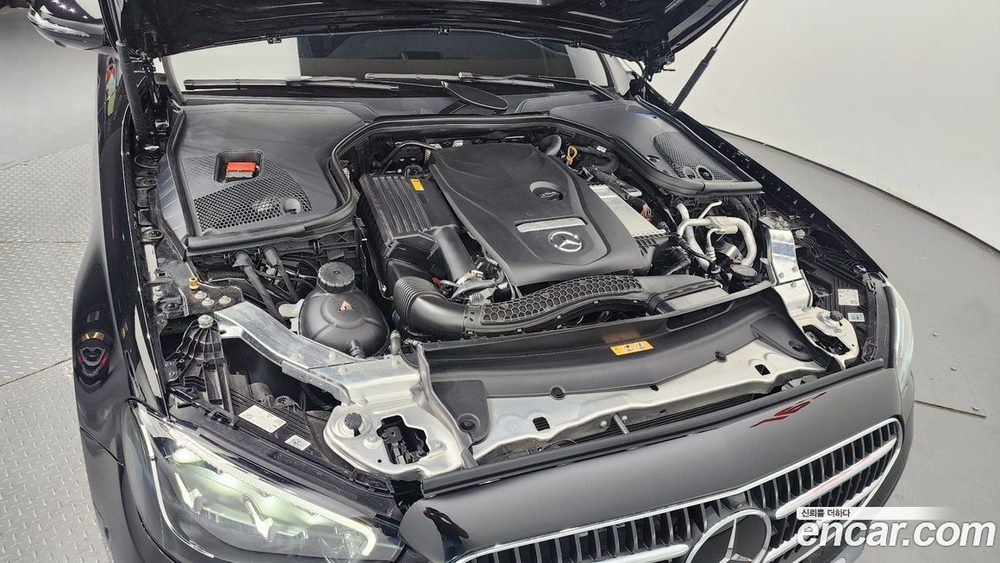 Mercedes-Benz E-Class W213 E250 Avangarde (11.2023)