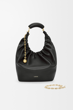 Loewe Средняя сумка-мешок Squeeze из мягкой кожи ягненка наппа, черный