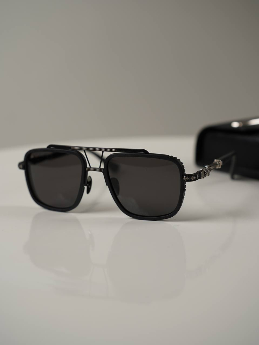 Солнцезащитные очки Chrome Hearts