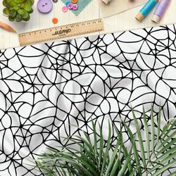 Ткань габардин крупная чёрная паутина на белом фоне