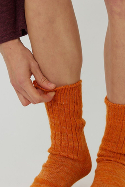 Носки цвета оранжевый "меланж" из шерсти
