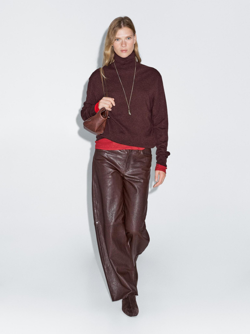 Massimo Dutti Свитер из смесовой шерсти с высоким воротником, гранатовый