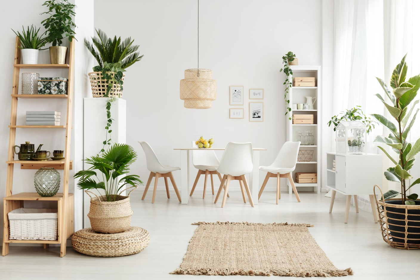 Декор IKEA в Калининграде: растения и постеры для уюта