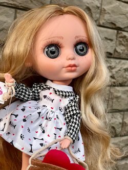 Кукла BERJUAN виниловая 32см BIGGERS Marianela Weber (24014)