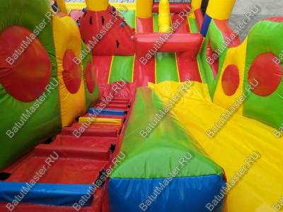 Большая надувная горка "Три дракона" 11*8*8 м