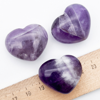 Аметист, сердце, размер около 25*30 мм, цена за 1 шт
