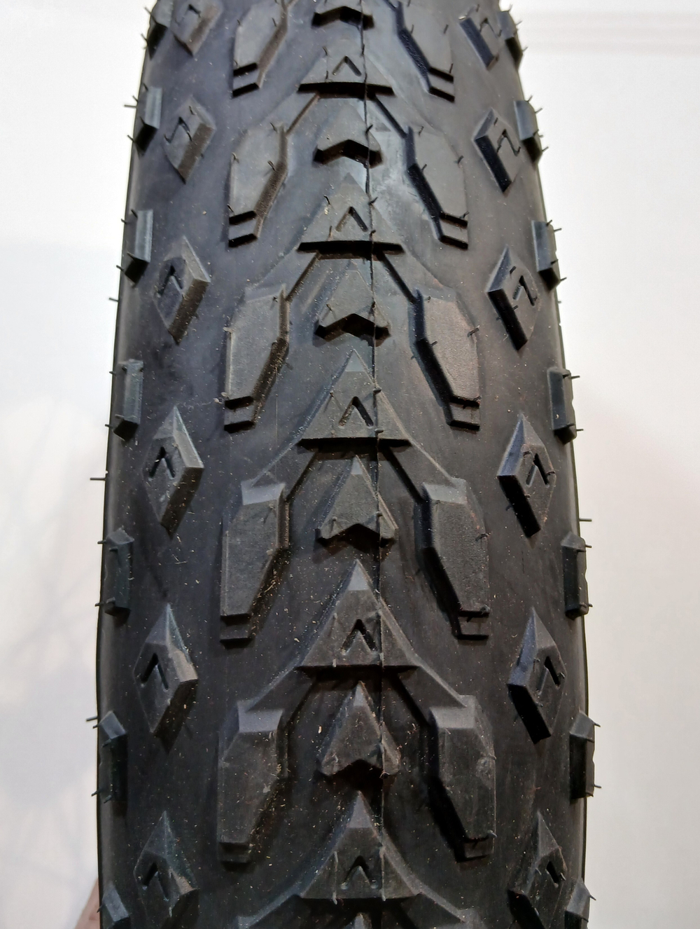 Колесо переднее в сборе 20х4.0 Электровелосипед KUGOO V4 PRO