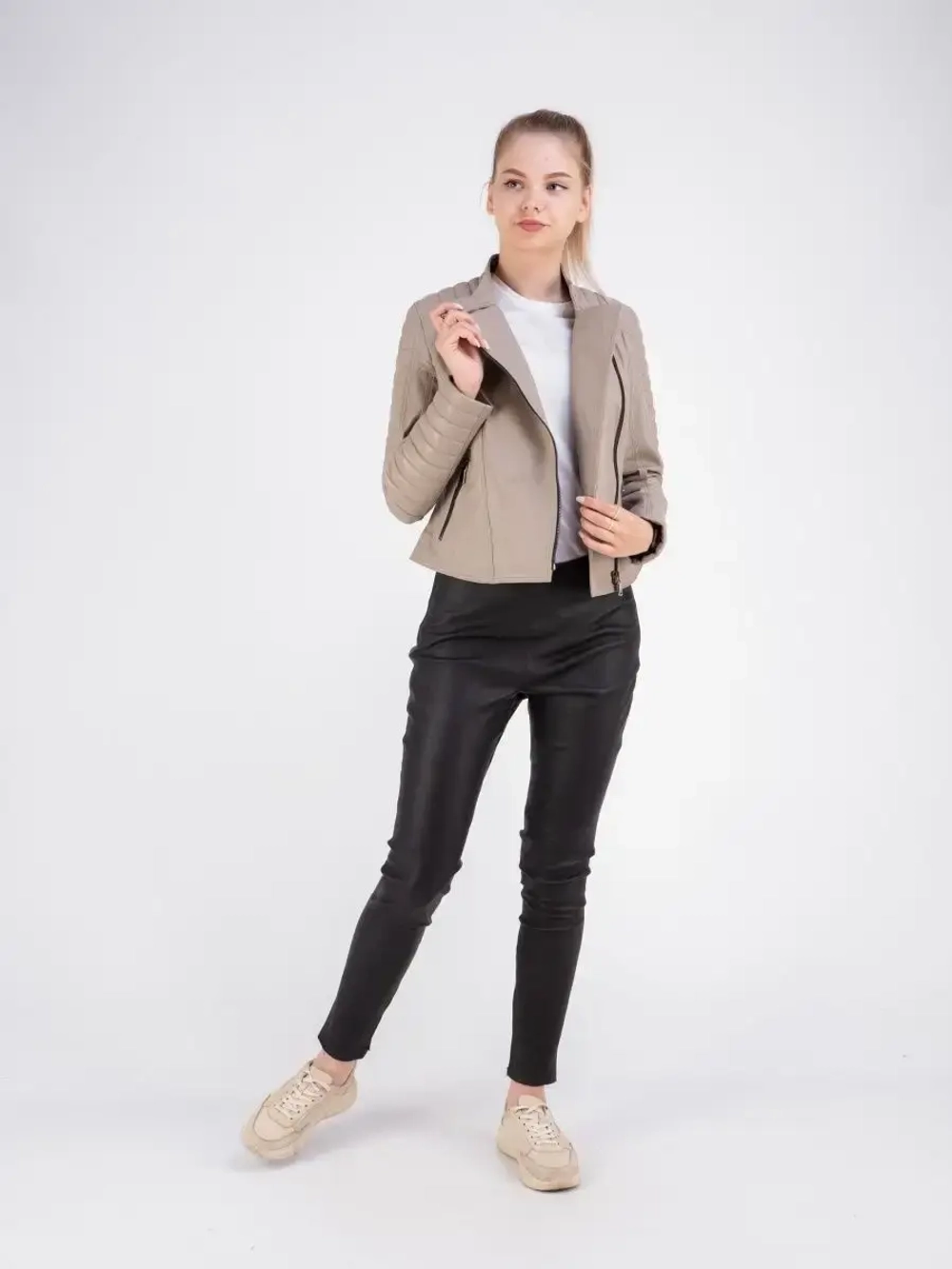 Косуха укороченная демисезонная куртка из натуральной кожи