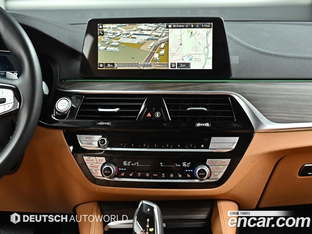 BMW 5 Series (G30) 530e Luxury (12.2019)