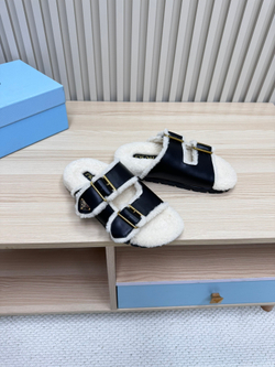 Prada Slides