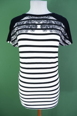 Блузка Laura Scott с кружевом 42-44  размер