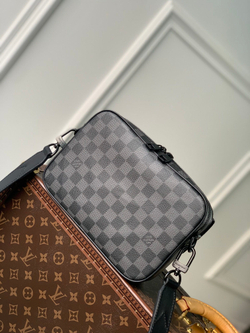 Louis Vuitton Steamer Messenger Bag