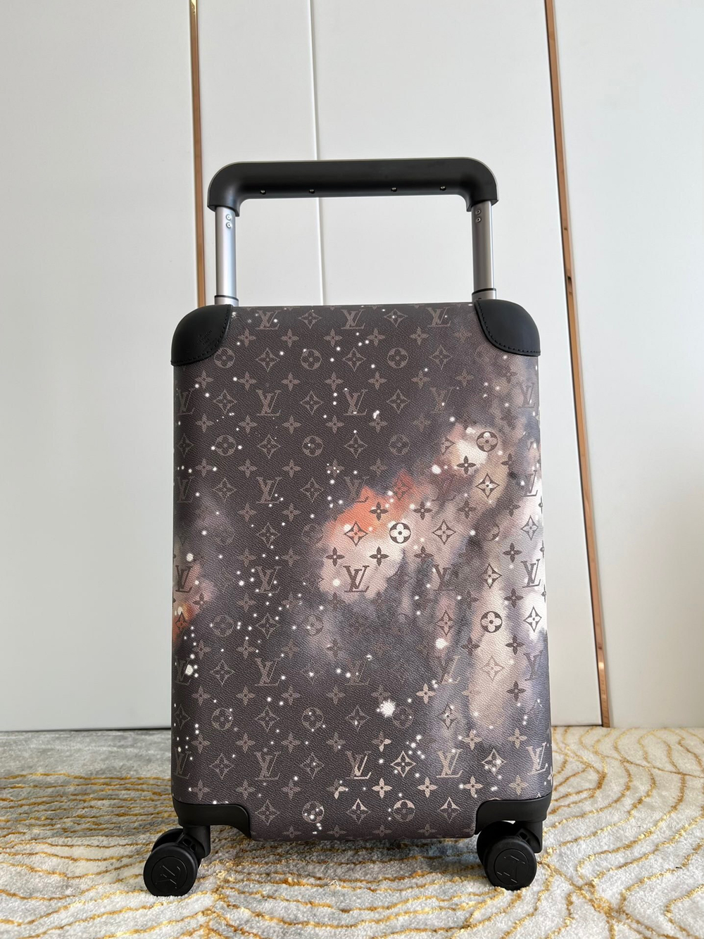 Louis Vuitton Horizon 55 Suitcase