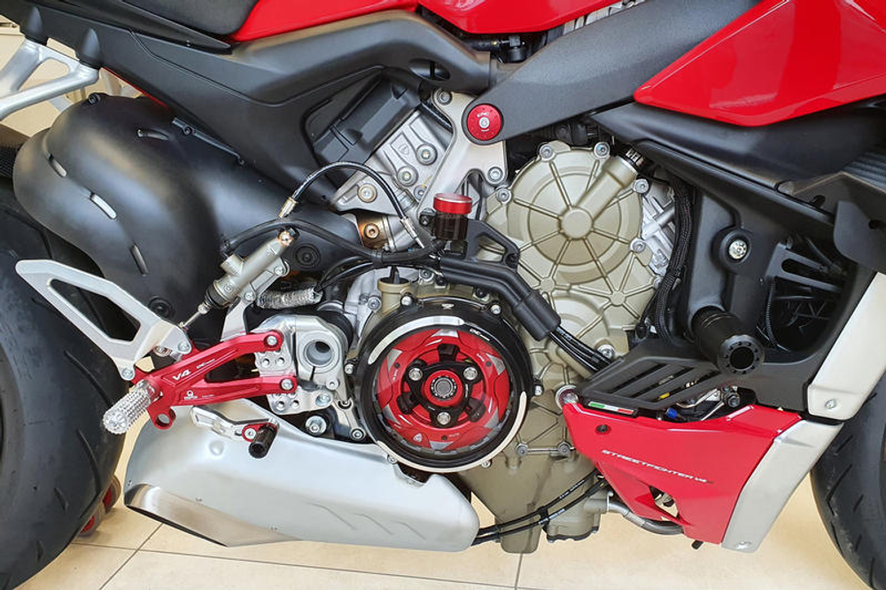 CNC Racing Крышка двигателя - картер Ducati Streetfighter V4 2022
