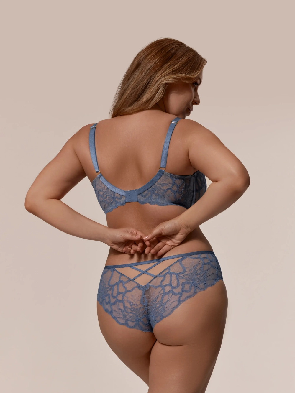 Трусы бразилиана EVI ливид