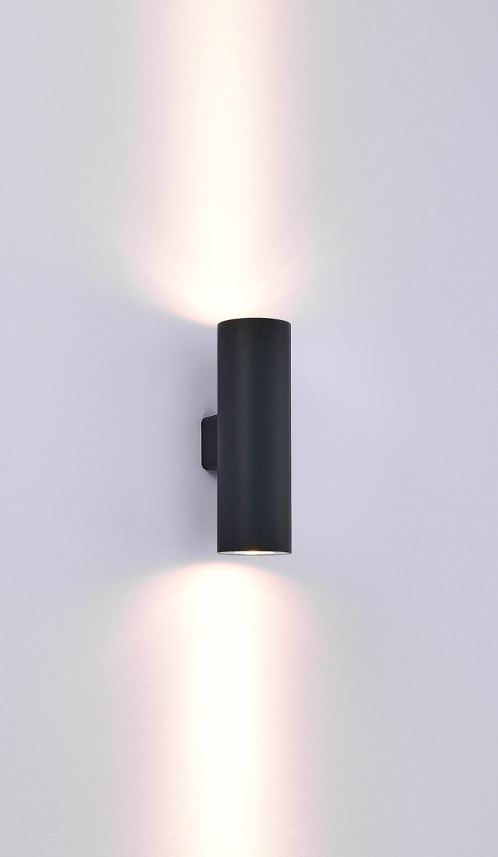 Ландшафтный светильник IP65,  D55xW69xH170 мм,  20Вт,  3000К,  черный