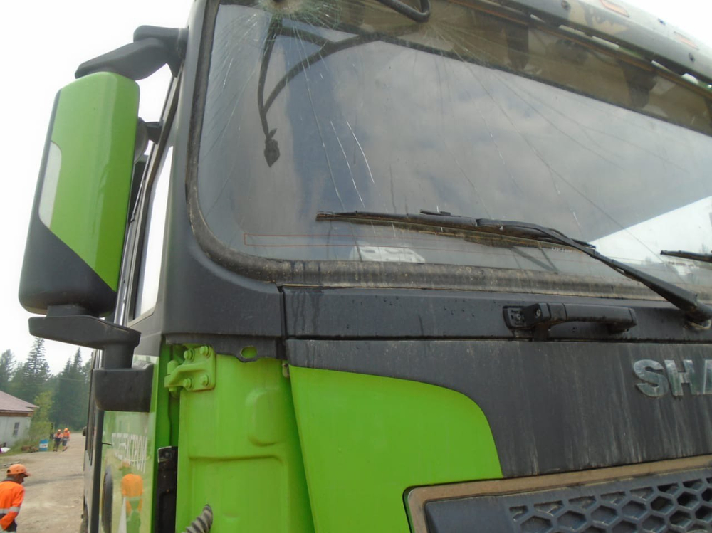 Shacman (Shaanxi) SX* 6x6 Самосвал SX32586T385 (Дизельный, 11,6 л, 369 л.с., МТ)